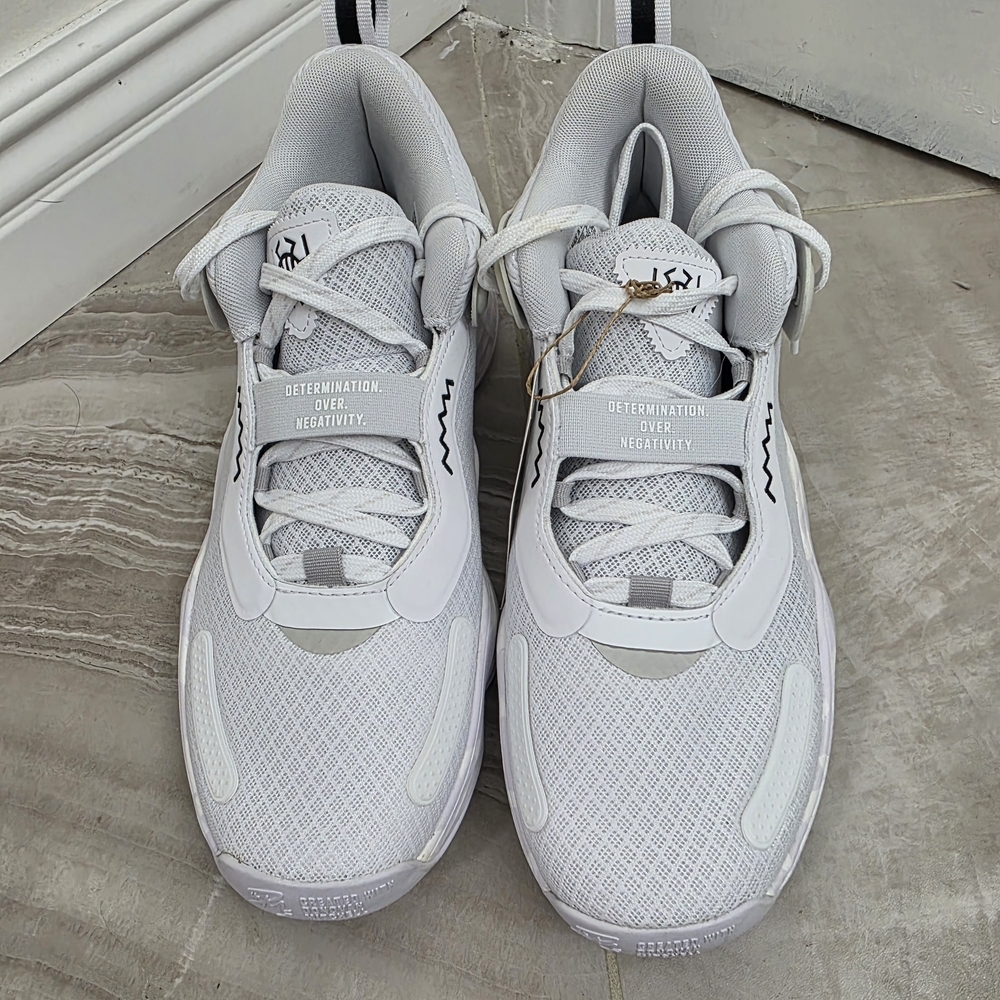 Adidas White and Black Sneakers with Chunky Silhouette - Picture 2 of 12